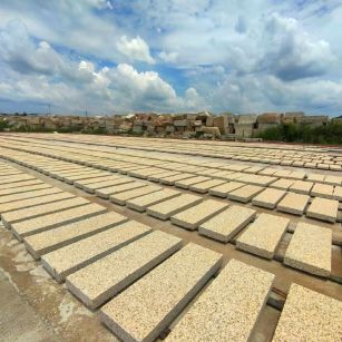 保山 黄金麻荔枝面花岗岩石材地铺石防护中