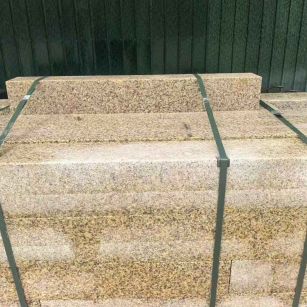 保山 黄金麻花岗岩石材机切面栏杆料半成品