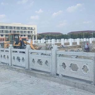 保山 白麻花岗岩荔枝面河道栏杆