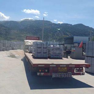 保山 芝麻白仿形路沿石，直形路沿石