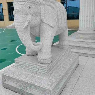 保山 白麻花岗岩动物异形石雕-大象