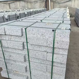 保山 白麻花岗岩路沿石，弧形路沿石，道牙石，马路牙子，界石，路缘石，平沿石，直岩石，平缘石等