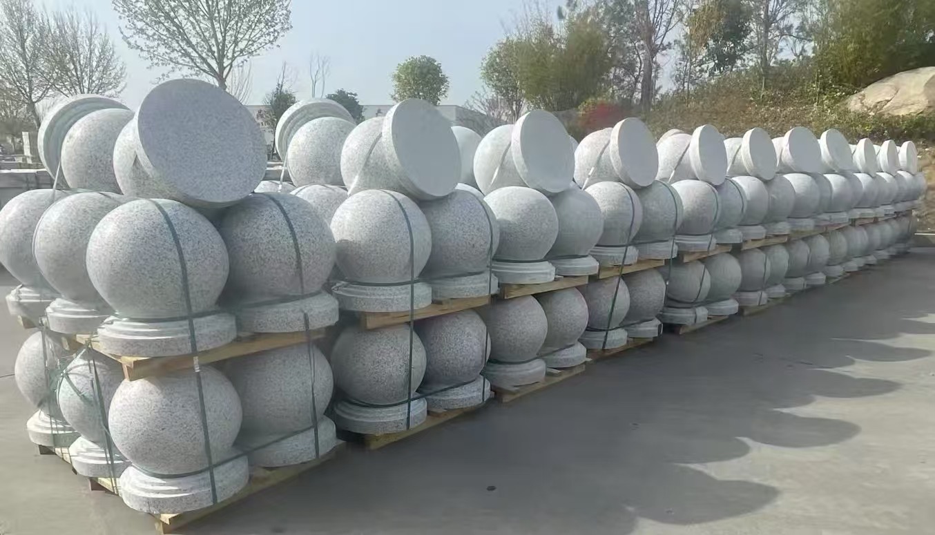 保山 白麻花岗岩石材圆球，石球，挡车球，隔离球，景观石球，风水球等