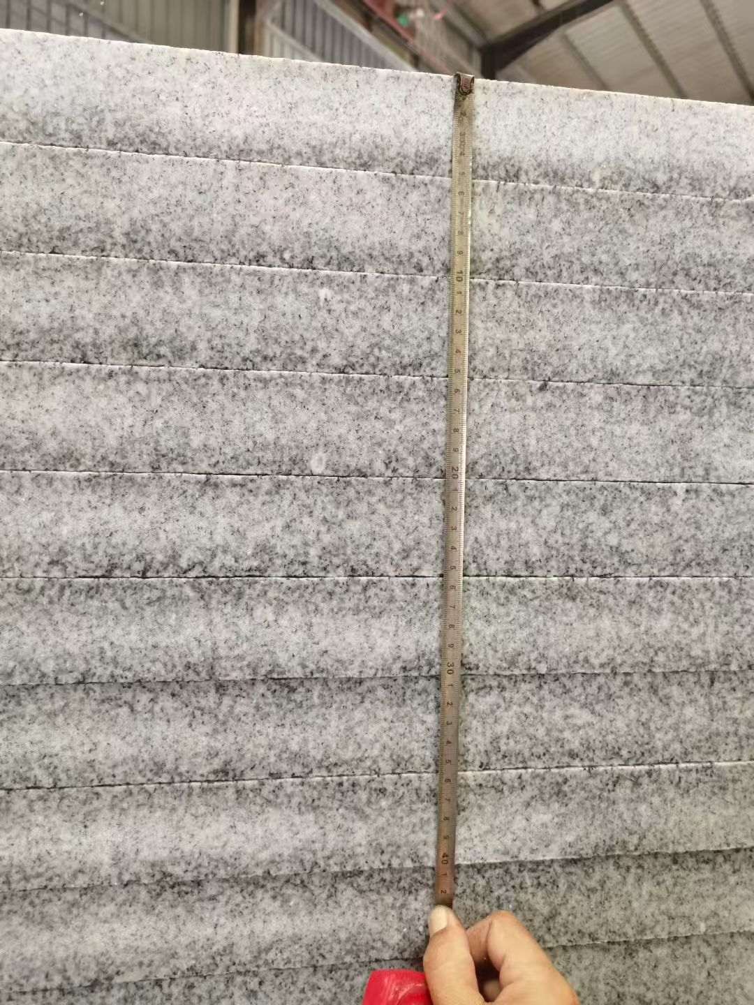 保山 芝麻白火烧成品厚薄均匀，B料价格接近A料质量