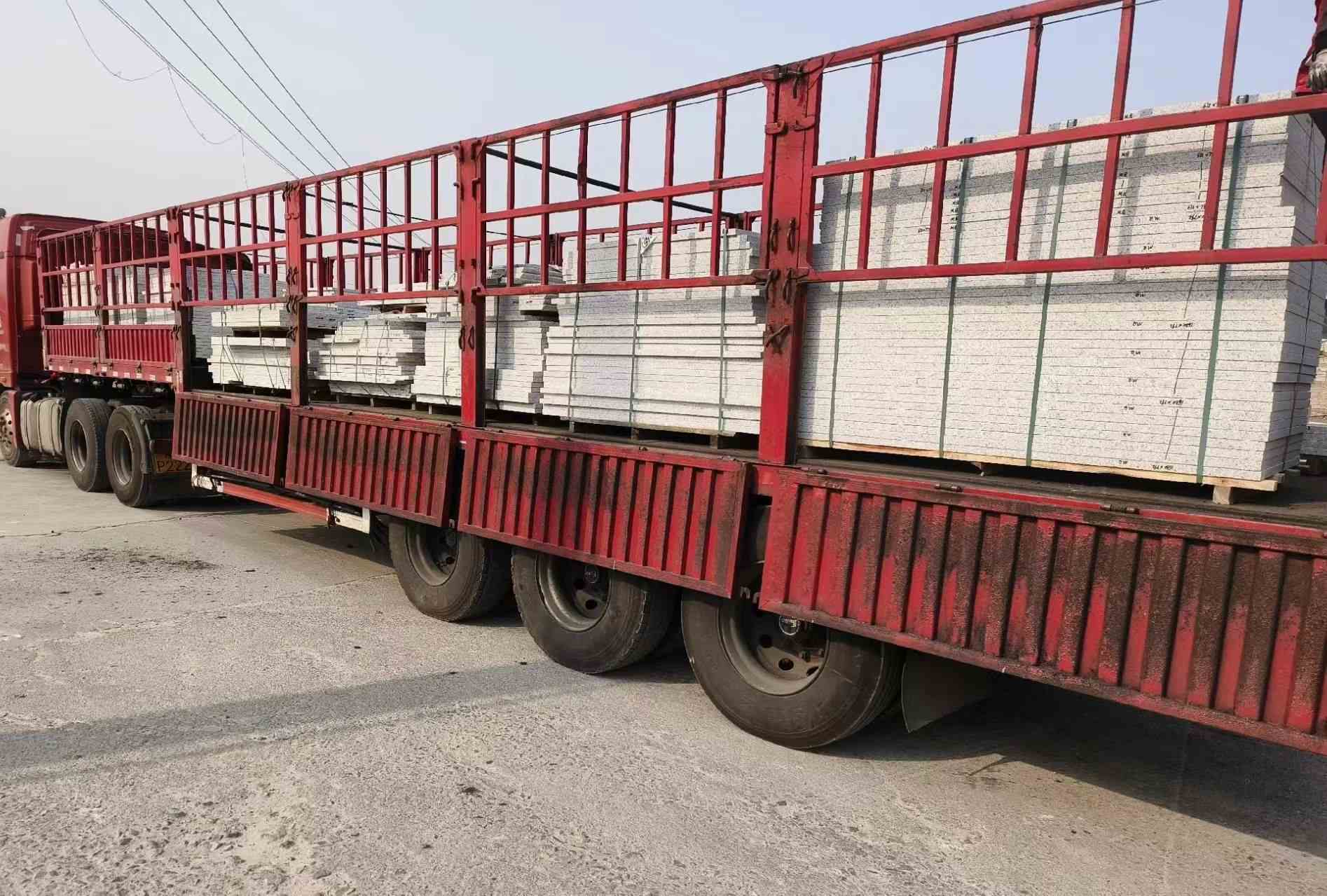 保山 白麻荔枝面外墙干挂，工厂装车日常