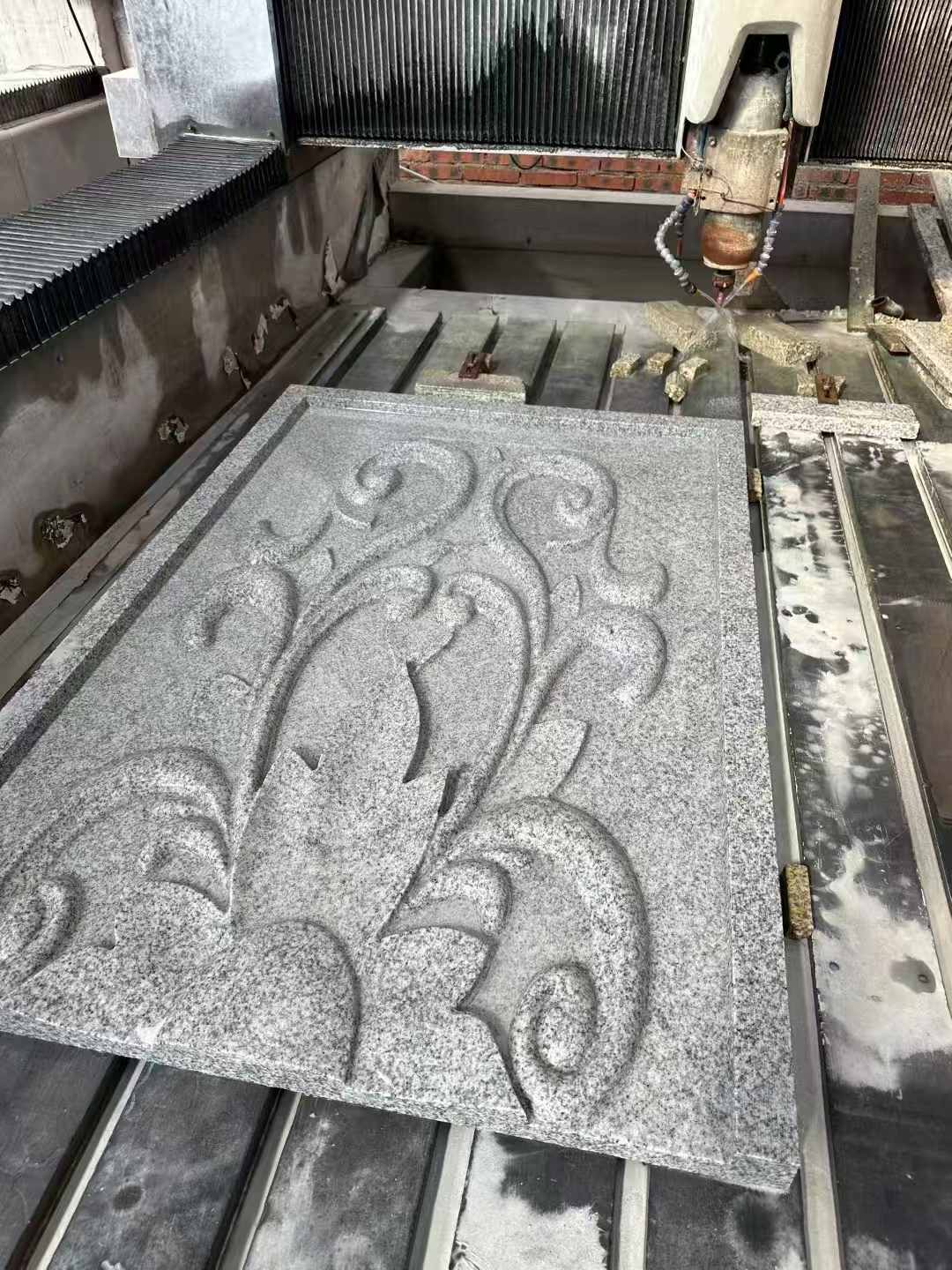 保山 白麻别墅干挂雕花板