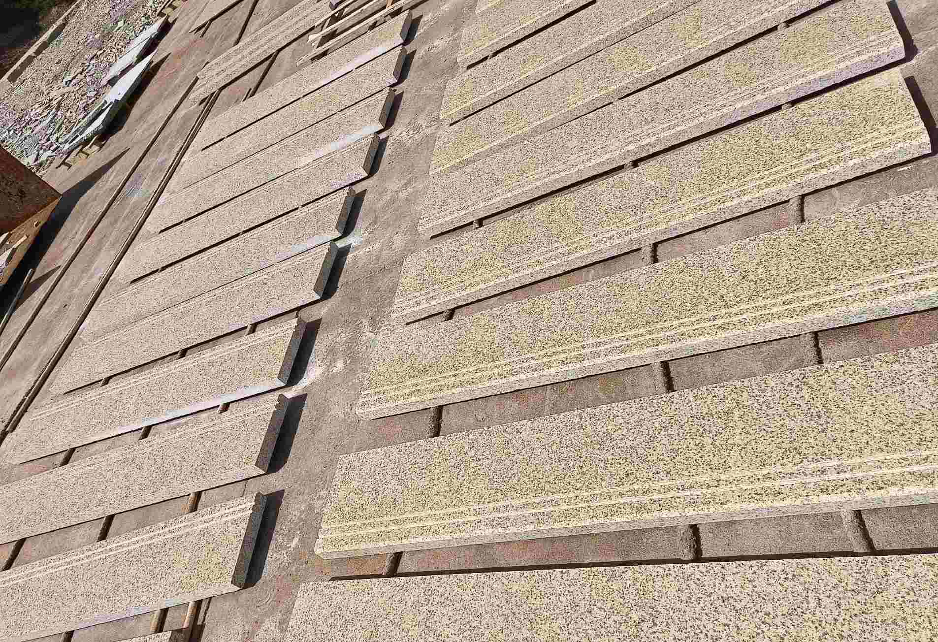 保山 黄金麻花岗岩光面楼梯踏步