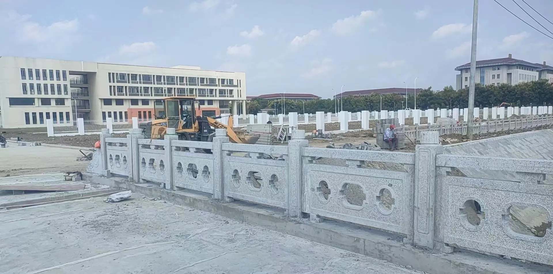 保山 白麻花岗岩荔枝面河道栏杆