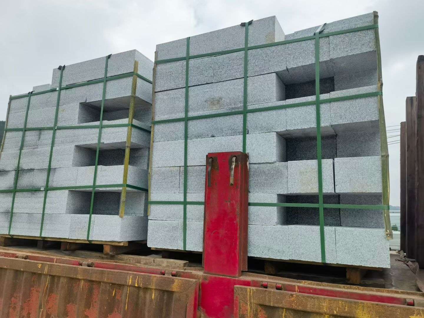 保山 芝麻白花岗岩路沿石，平石，路侧石，马路牙子，路缘石，立缘石，平缘石等