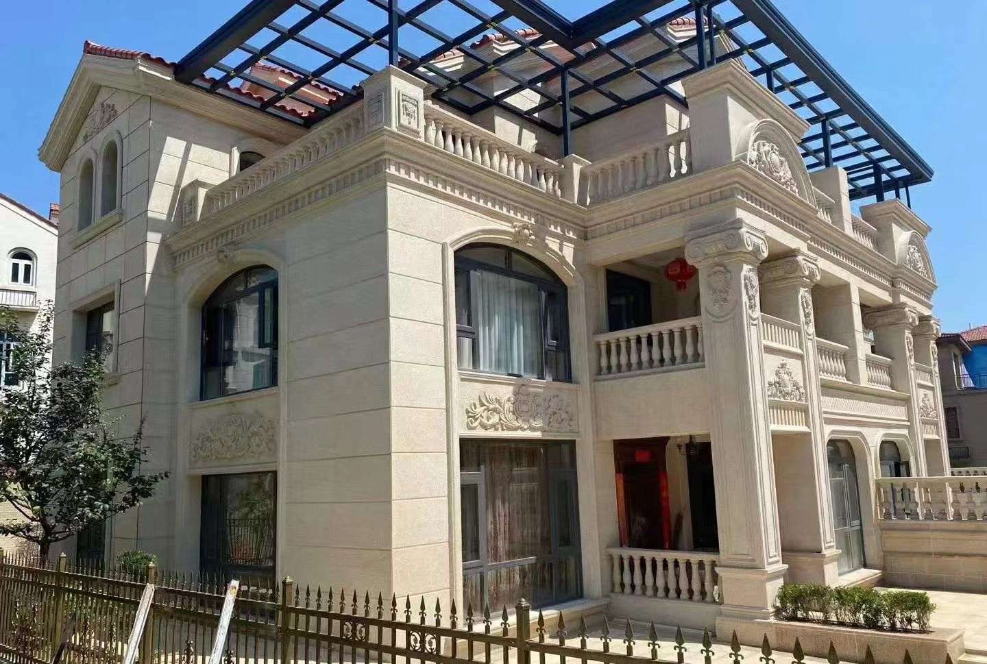 保山 黄金麻花岗岩荔枝面别墅外墙干挂