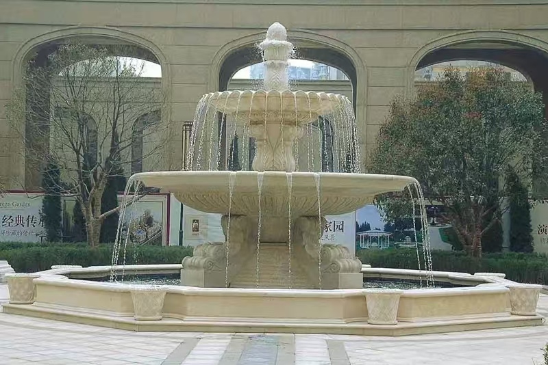 保山 黄金麻花岗岩异型加工——户外庭院石雕流水喷泉